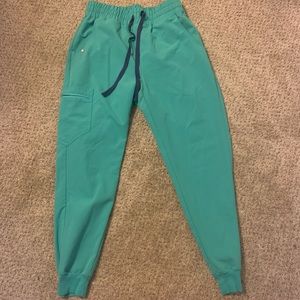 Women’s Surgical Green Zamora High Waisted Jogger Scrub Pants size small petite